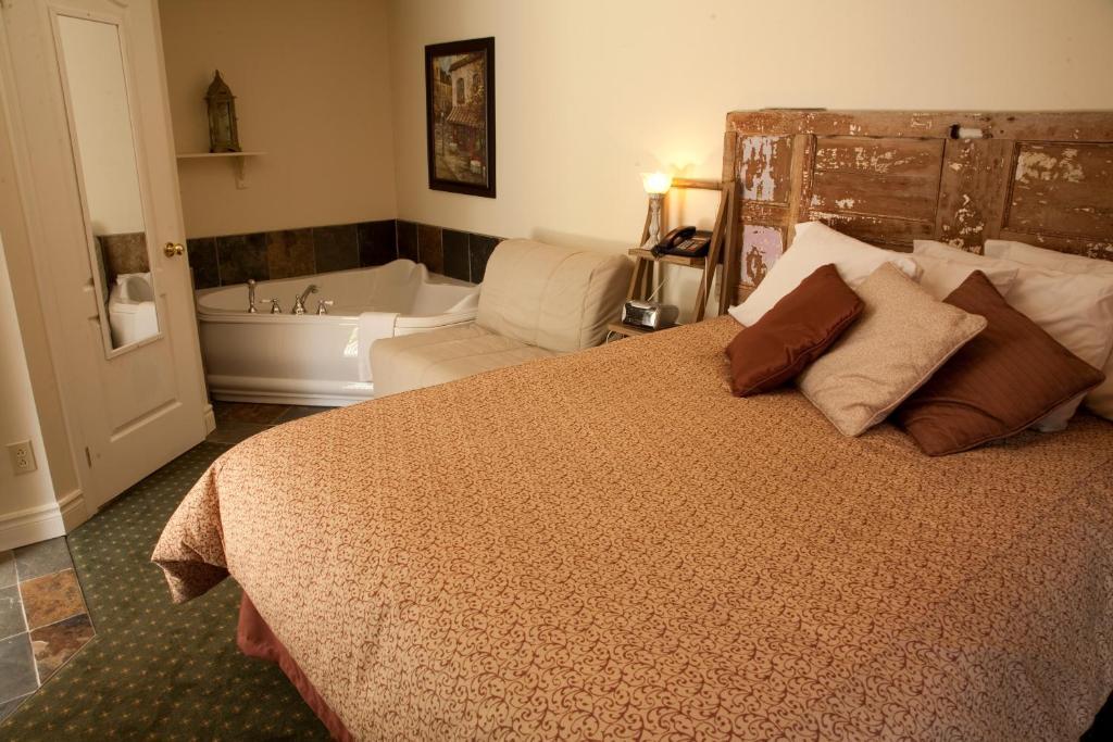 Auberge De La Tour Du Lac Sainte-Agathe-des-Monts Quarto foto