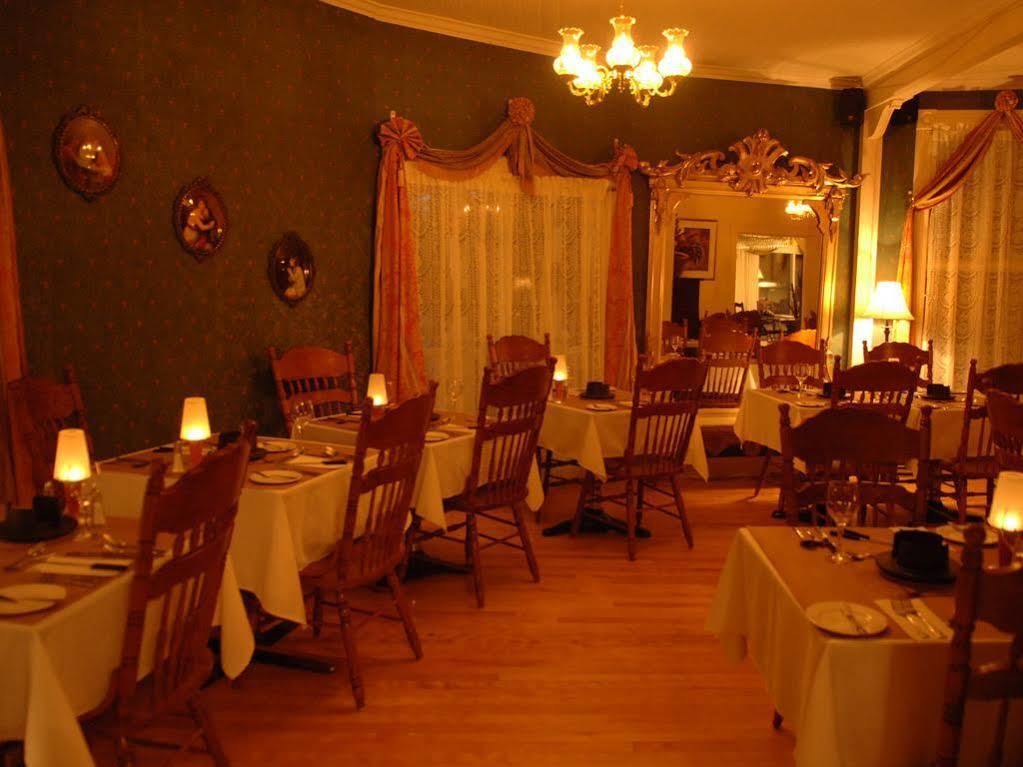 Auberge De La Tour Du Lac Sainte-Agathe-des-Monts Exterior foto